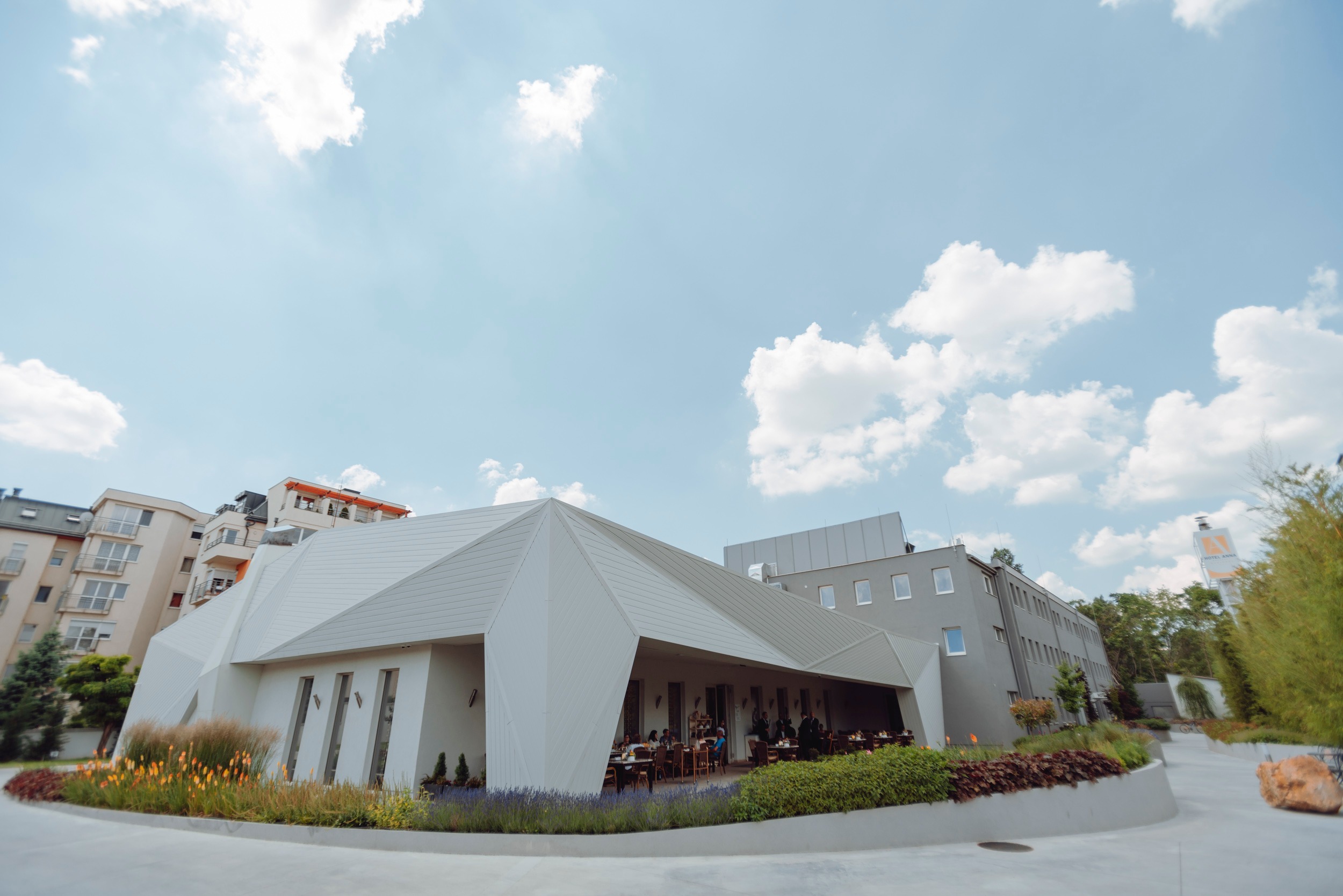 Anna Hotel 3