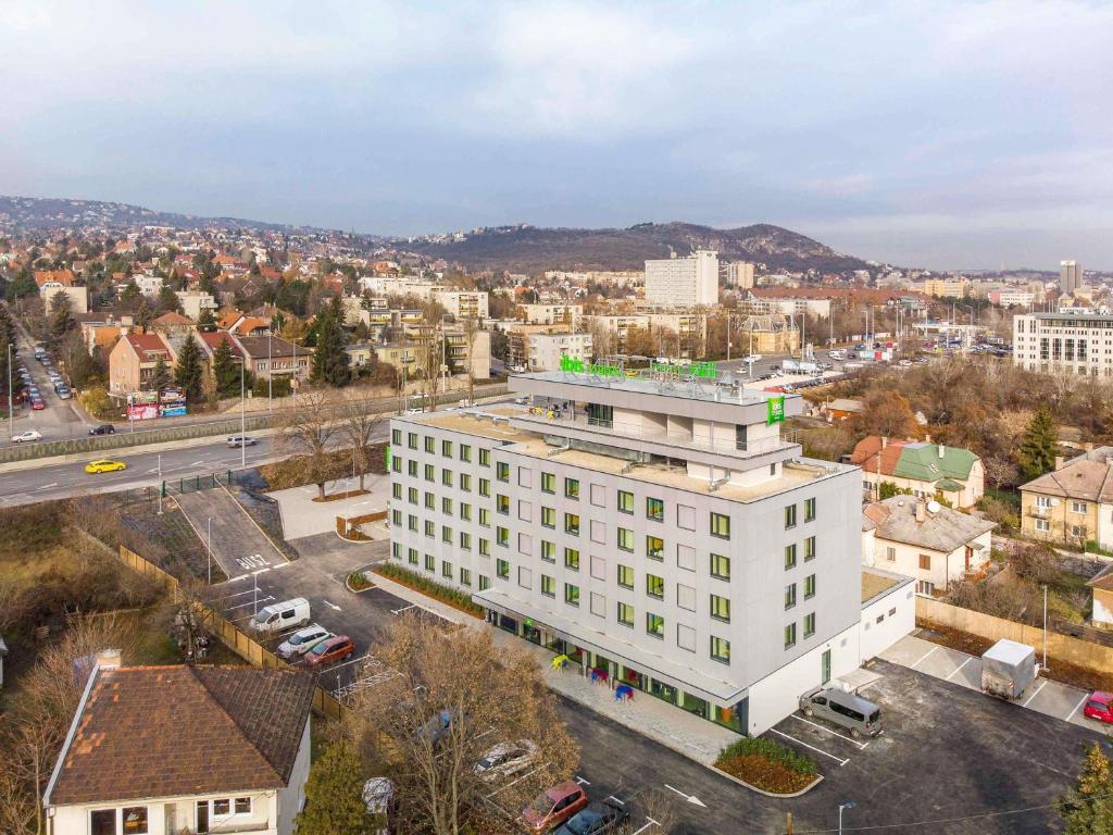 ibis Styles 1